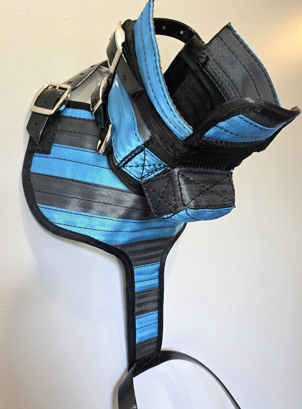 Plastron léger 3/4 avec protège-tracker intégré