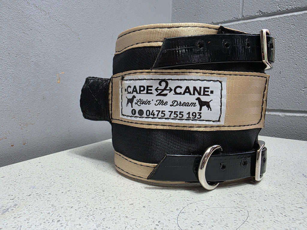 Wide Neck Collar With In-Built Tracker Protector