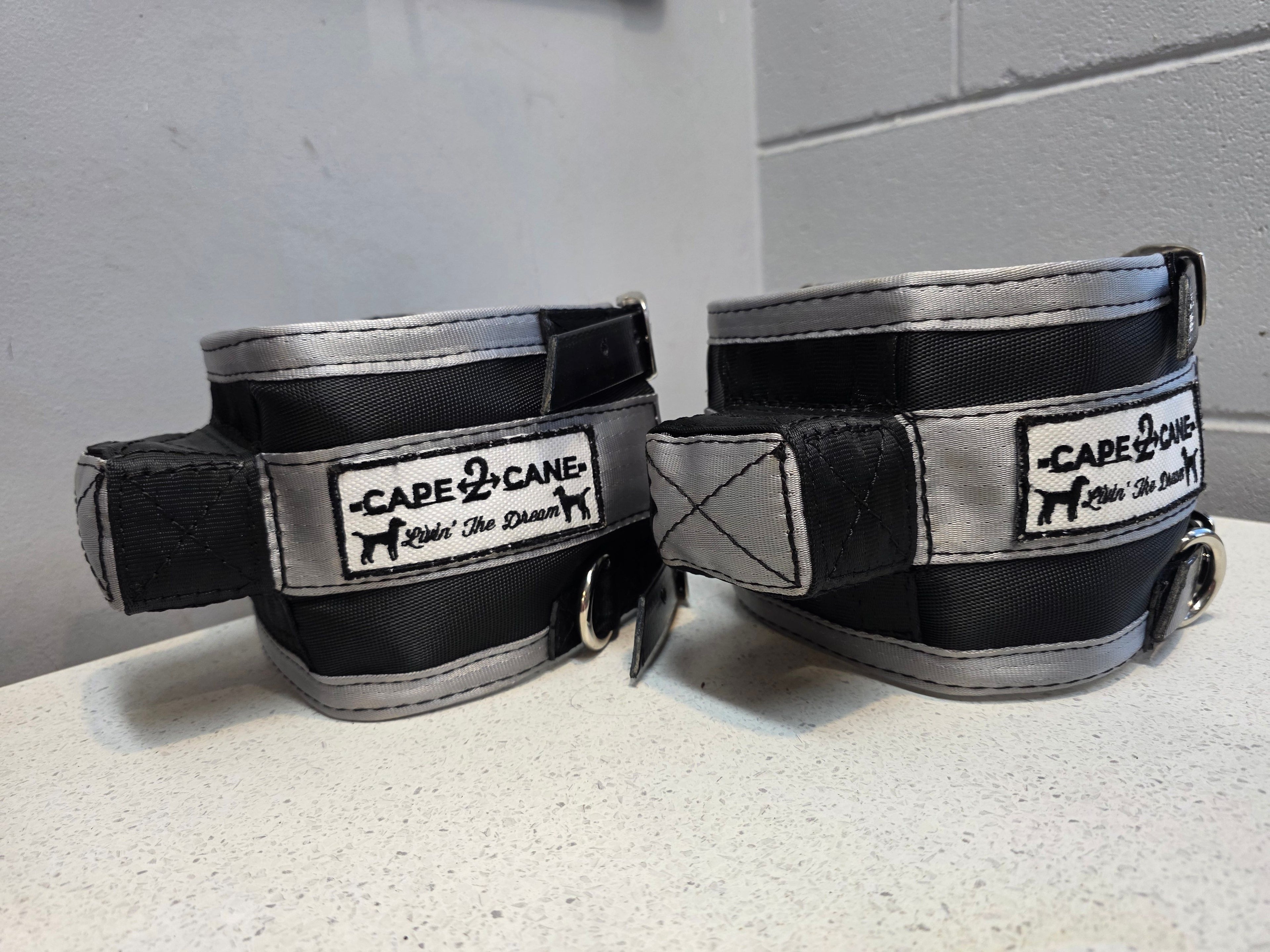Wide Neck Collar With In-Built Tracker Protector