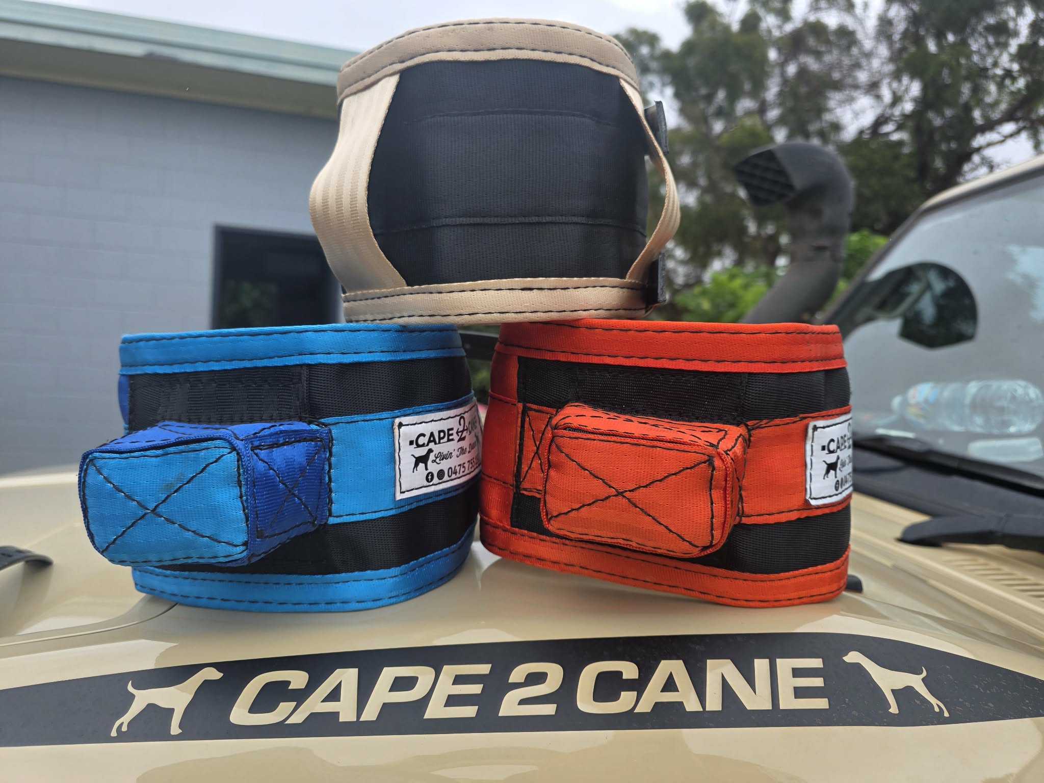 Wide Neck Collar With In-Built Tracker Protector